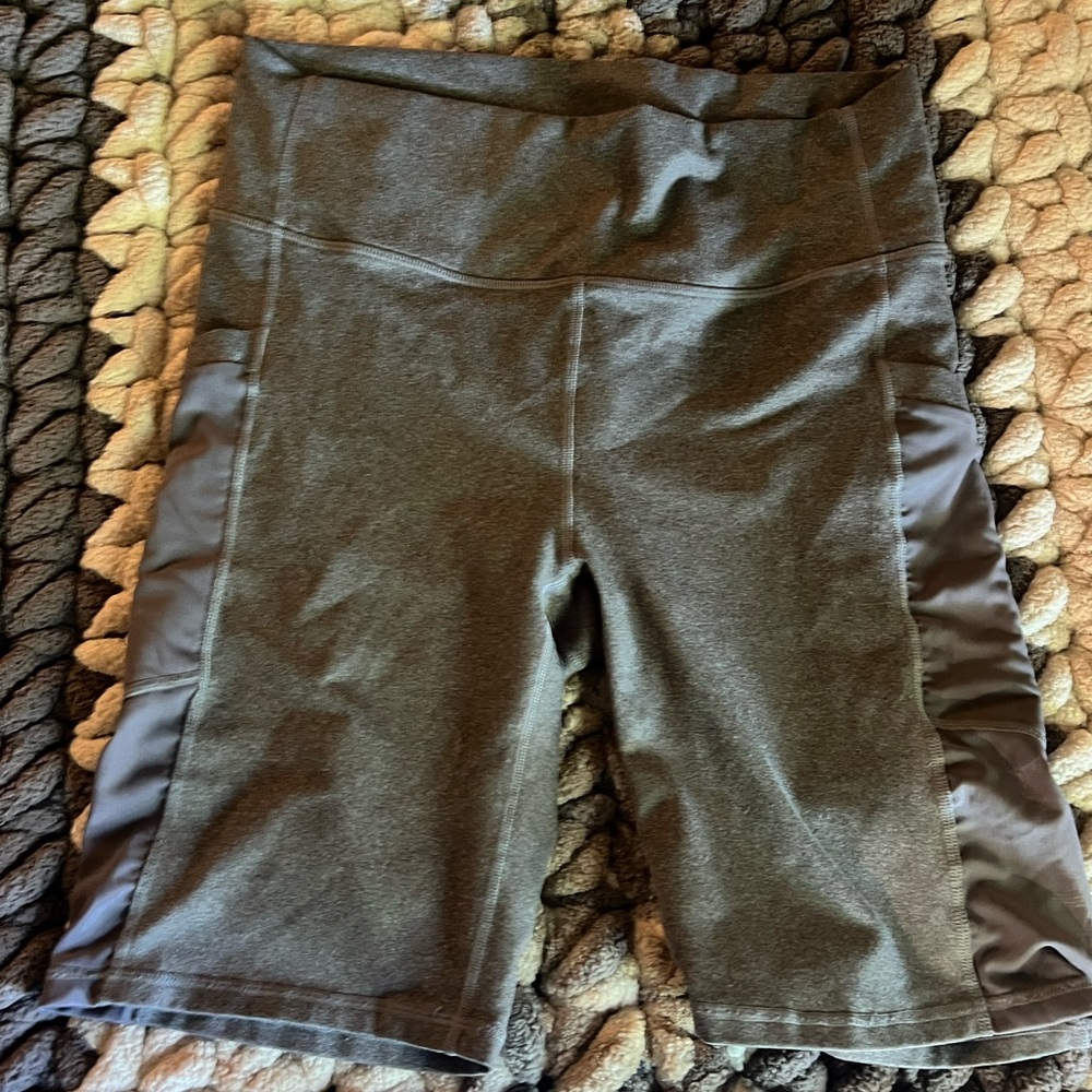 Fabletics Gray Biker Women's Shorts